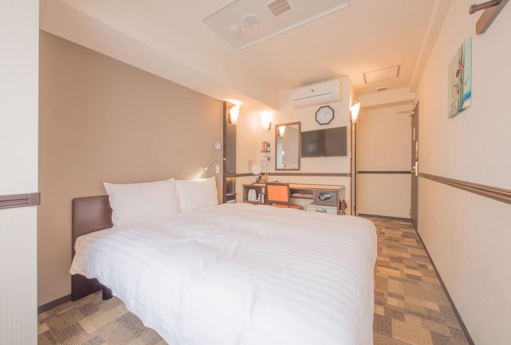 Toyoko Inn Toyama-Eki Shinkansen-Guchi No.2 Extérieur photo