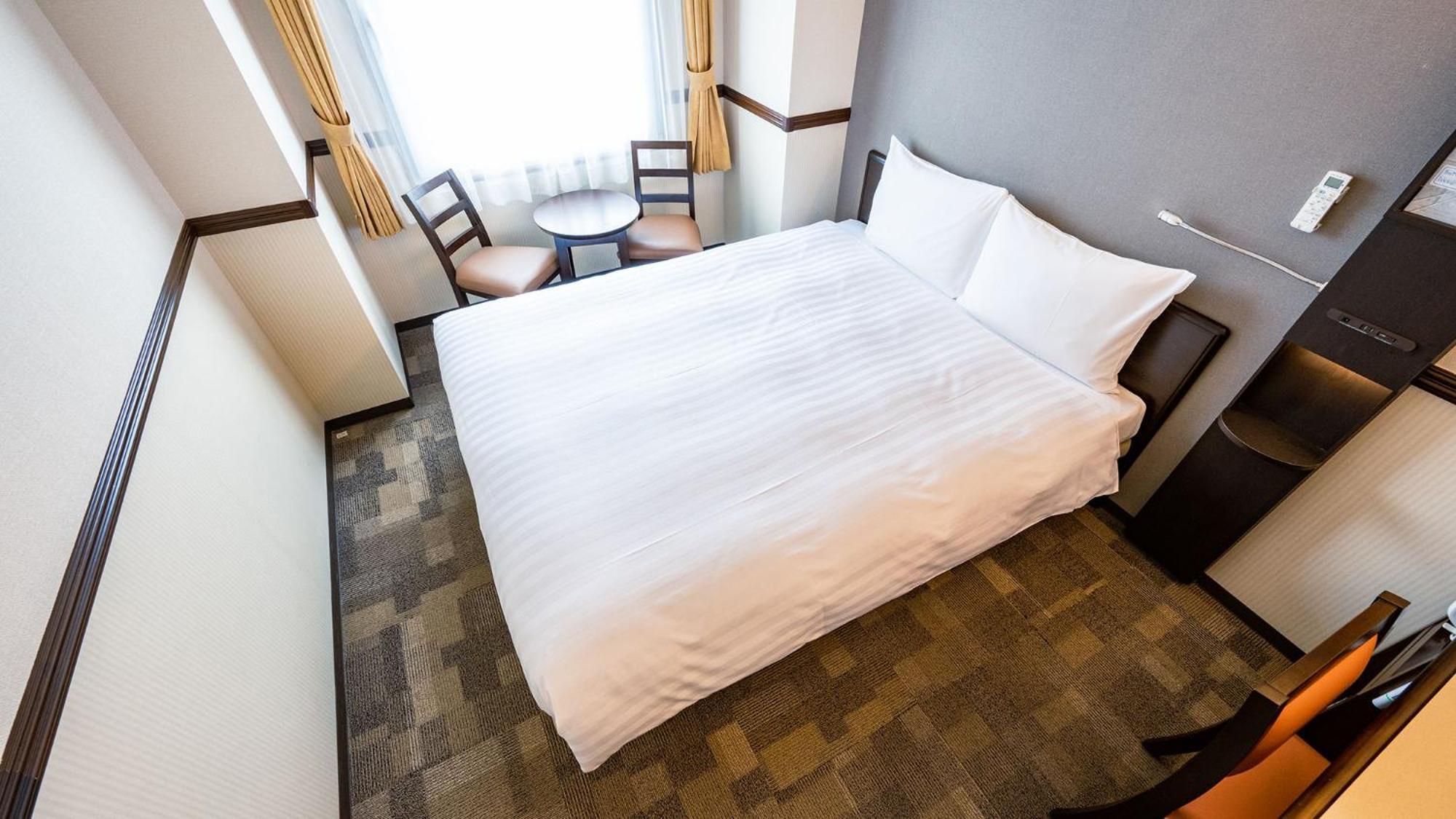 Toyoko Inn Toyama-Eki Shinkansen-Guchi No.2 Chambre photo